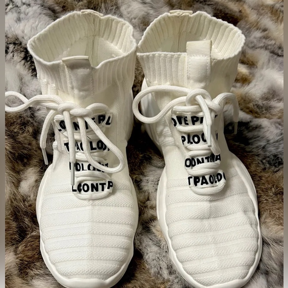 TECH WEAR Like Style Unisex Running SHOES Off White Size 8.5